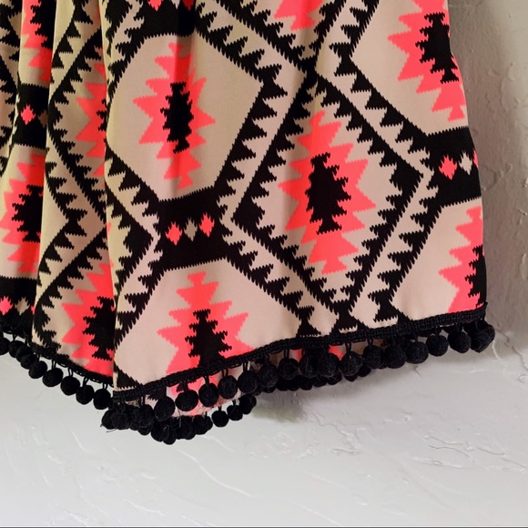 Francesca’s Southwestern Shorts, Tan, Hot Pink, M - Picture 2 of 6